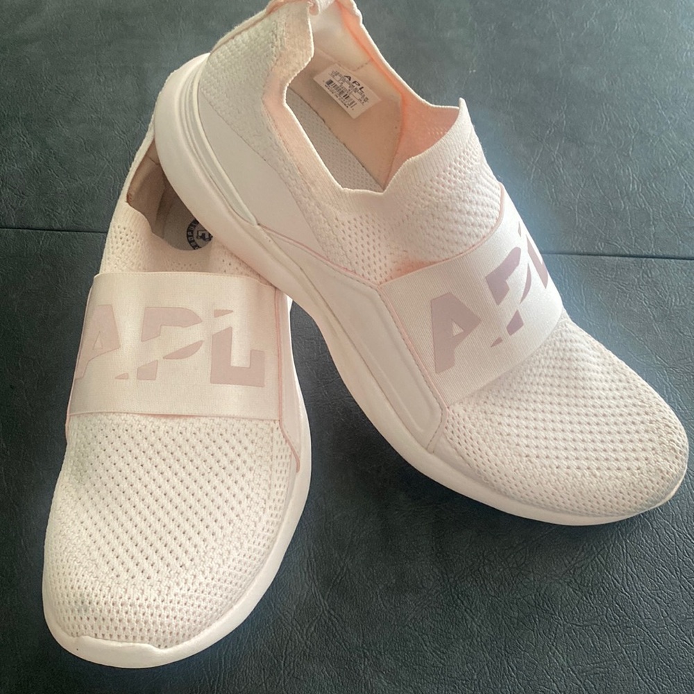 APL Techbloom Bliss Light Pink Women’s Size 10